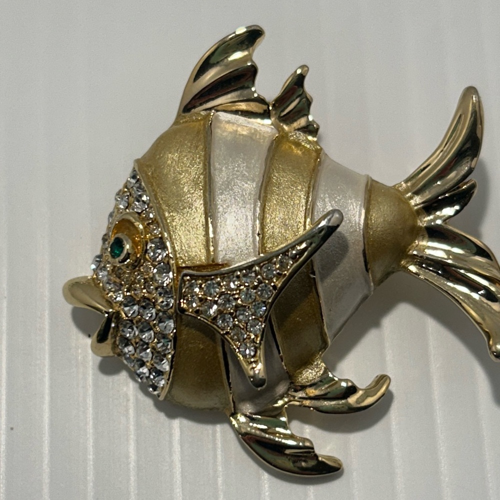 Vintage Gold Tone Rhinestone Brooches